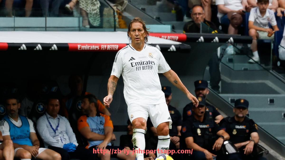 金年会app-英超联赛中从未降级球队的名单及其成功秘诀